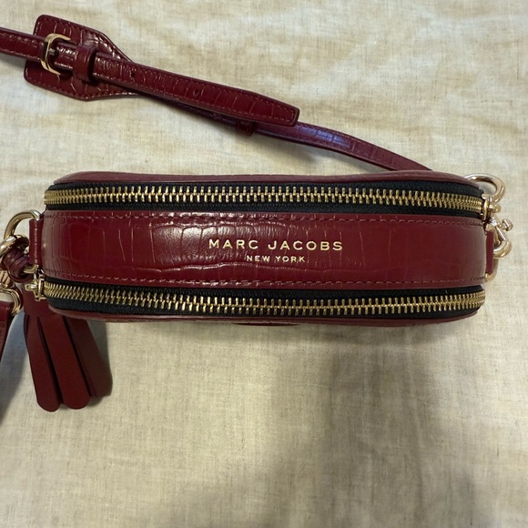 Marc Jacobs Burgundy Crossbody Bag - Picture 2 of 8